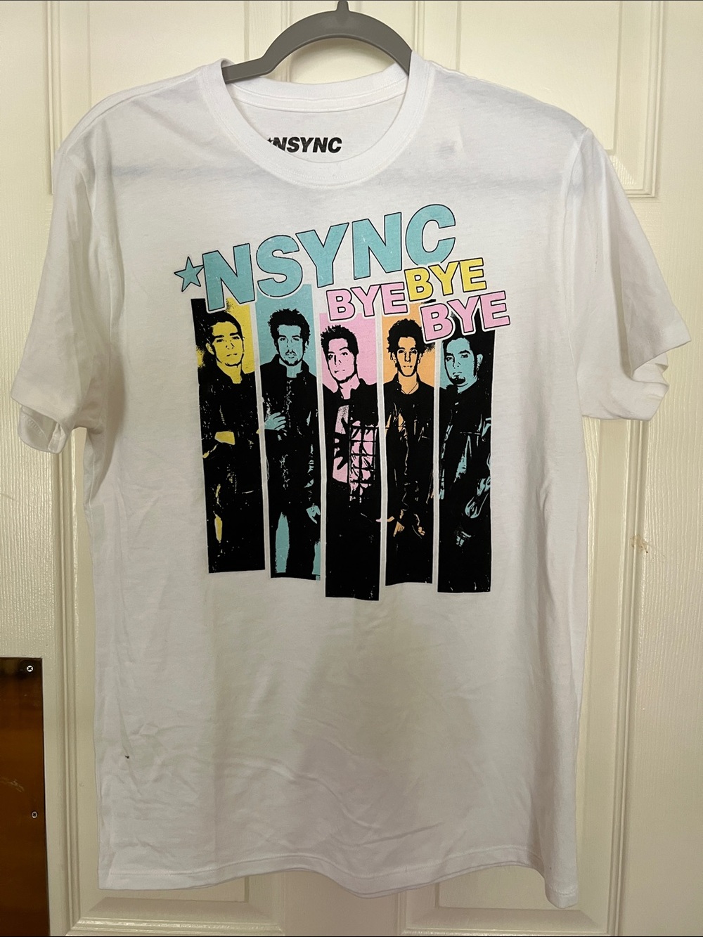 White old navy *NSYNC tshirt